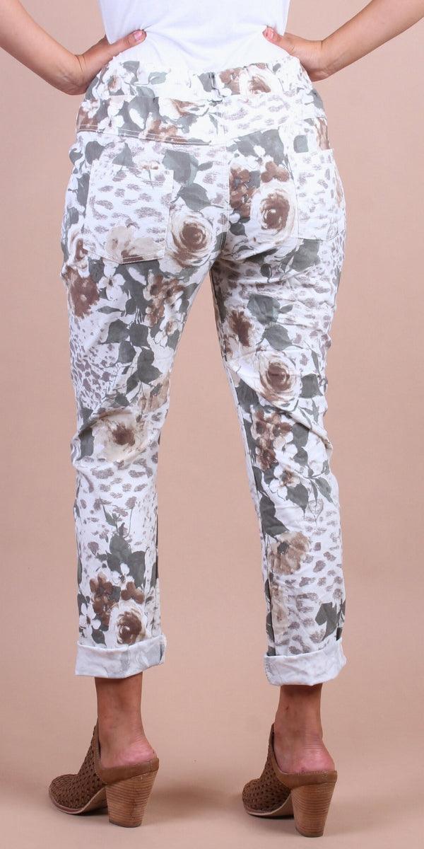 Petalo Cheetah Print Pants - Gigi Moda - Made in Italy # animal print, cheetah print, Cropped pants, drawstring, flower print, Gigi Moda, leaf print, lightweight, made in italy, pockets, rose print, stretch, Tie waist