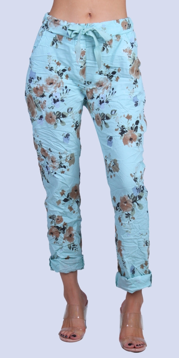 Casale Floral Pants - Gigi Moda - Made in Italy # cropped pant, Cropped pants, elastic waist, elastic waistband, floral, floral design, floral pattern, Floral Print, Gigi Moda, Made in Italy, one size, OS, Pants, Pockets, shabby chic, Tie waist