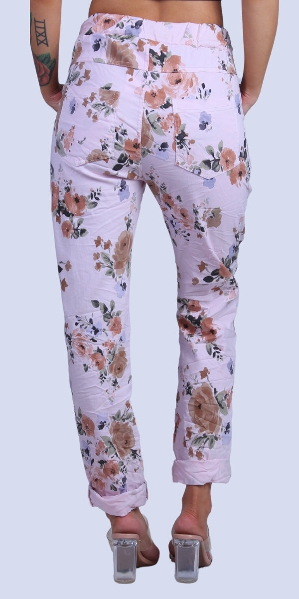 Casale Floral Pants - Gigi Moda - Made in Italy # cropped pant, Cropped pants, elastic waist, elastic waistband, floral, floral design, floral pattern, Floral Print, Gigi Moda, Made in Italy, one size, OS, Pants, Pockets, shabby chic, Tie waist