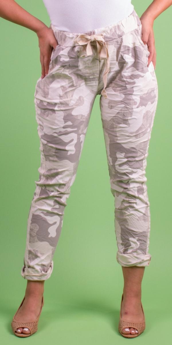 Poluma Camo Print Pants - Gigi Moda - Made in Italy # Camo, Camo pant, Camo print, Cropped pants, drawstring, Gigi Moda, lightweight, made in italy, pockets, stretch, Tie waist