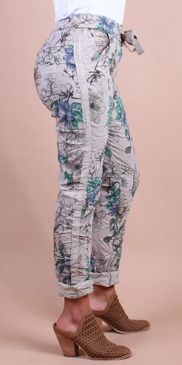 Poluma Garden Pants - Gigi Moda - Made in Italy # Cropped pants, drawstring, floral, floral design, Floral Print, Gigi Moda, lightweight, made in italy, pockets, stretch, Tie waist