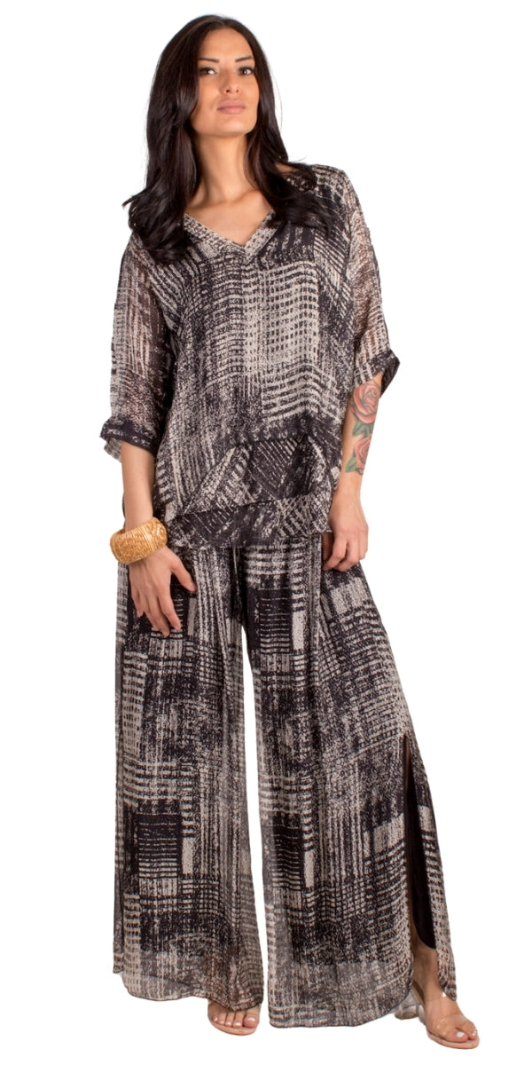 Diana Digitale Blouse - Gigi Moda - Made in Italy # Abstract, abstract print, blouse, Digital Print, frayed edge, gigi moda, italian silk blouse, made in italy, silk, silk blouse, silk top