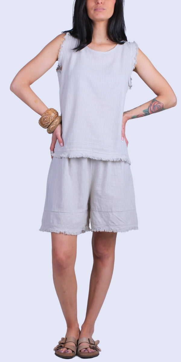 Armonia Linen Shorts - Gigi Moda - Made in Italy # belt loops, elastic waist, elastic waistband, Frayed Edge, Gigi Moda, Linen, Made in Italy, one size, OS, raw edge, shorts, spring, stretchy waistband