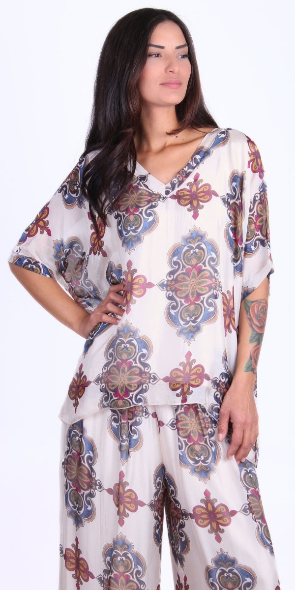 Lizane Medallion Blouse