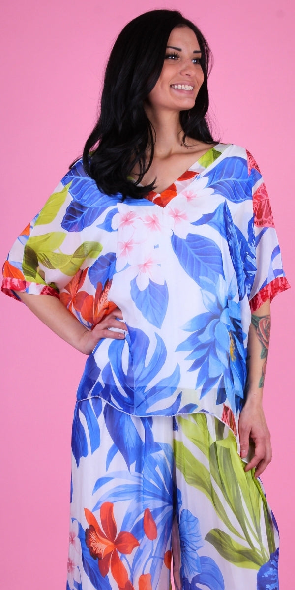 Lizane Tropical Print Blouse - Gigi Moda - Made in Italy # Blouse, clothing for women, Comfortable, comfy, double V neck, Gigi Moda, gigi moda. made in italy, gigimoda, italian blouse, italian brand, italian clothes, Italian Clothing, italian silk, layered, Layers, Made in Italy, one size, online shopping, OS, resort, resort wear, shop gigi moda, Silk, silk blouse, Top, tropical, tropical print, v-neck