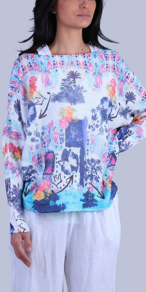 Daria Batwing Sweater with Wild Jungle Print - Gigi Moda - Made in Italy # batwing, comfortable, comfortable fit, Cozy, Gigi Moda, Italian Clothing, italian top, jungle, lion, Long Sleeve, Made in Italy, one size, Sleeves, Sweater, Top, washable, womens clothing