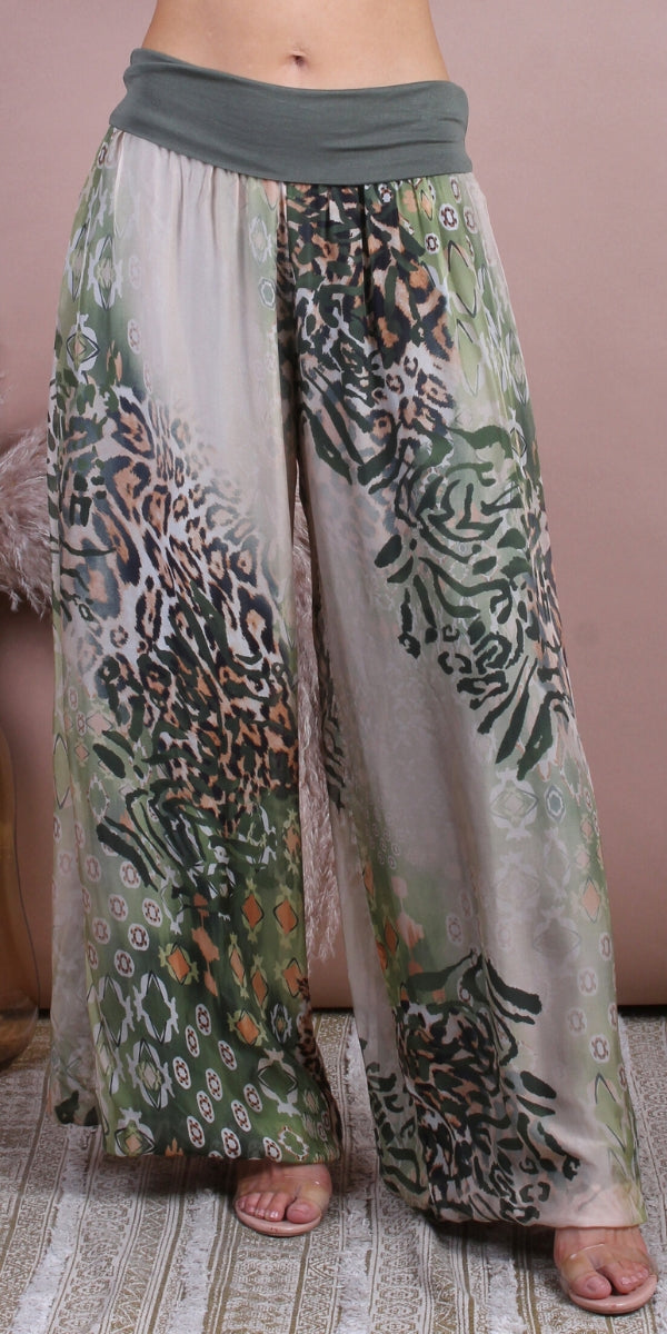 Aspen Congo Pant - Gigi Moda - Made in Italy # animal print, Balloon Hem, balloon pants, elastic waist, Elastic Waist Palazzo, elastic waistband, feminine, flowy, Gigi Moda, Jaguar print, jungle, Made in Italy, palazzo, resort, resort wear, shop gigi moda, woman, women clothes