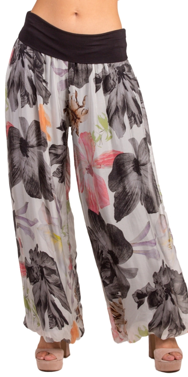 Aspen Floral Pant - Gigi Moda - Made in Italy # Balloon Hem, balloon pants, elastic waist, Elastic Waist Palazzo, elastic waistband, feminine, floral, Floral Print, flowy, Gigi Moda, Made in Italy, palazzo, resort, resort wear, shop gigi moda, woman, women clothes