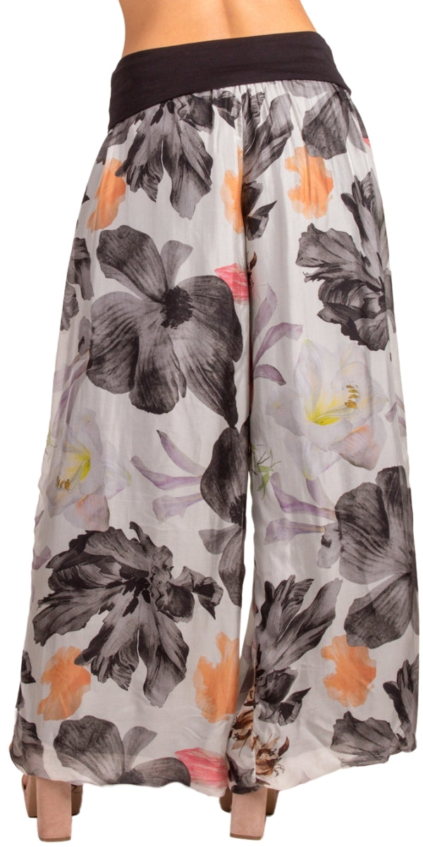 Aspen Floral Pant - Gigi Moda - Made in Italy # Balloon Hem, balloon pants, elastic waist, Elastic Waist Palazzo, elastic waistband, feminine, floral, Floral Print, flowy, Gigi Moda, Made in Italy, palazzo, resort, resort wear, shop gigi moda, woman, women clothes
