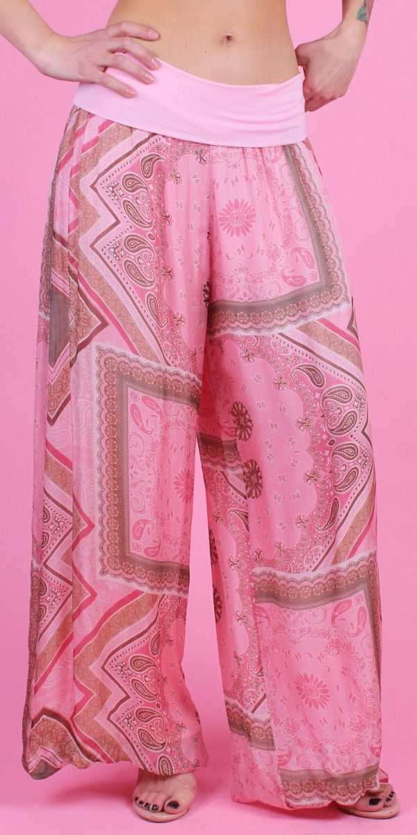 Aspen Bandana Pant - Gigi Moda - Made in Italy # Balloon Hem, balloon pants, bandana, elastic waist, Elastic Waist Palazzo, elastic waistband, feminine, flowy, Gigi Moda, Made in Italy, paisley, paisley print, palazzo, resort, resort wear, shop gigi moda, woman, women clothes