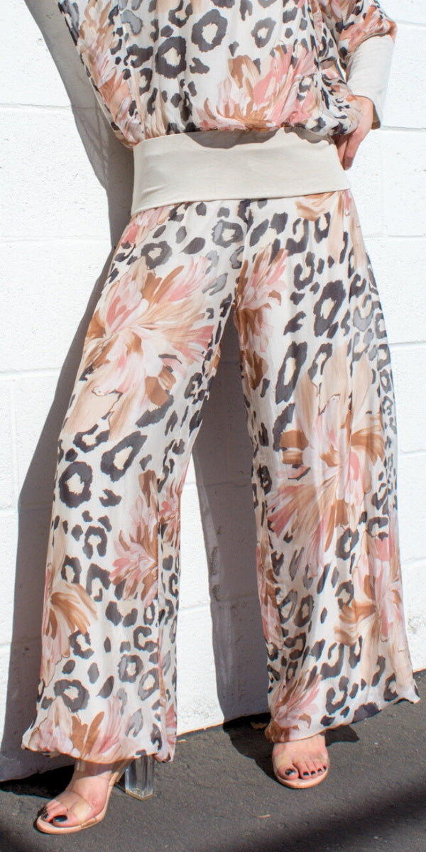 Aspen Jungle Pant - Gigi Moda - Made in Italy # Balloon Hem, balloon pants, cheetah, cheetah print, elastic waist, Elastic Waist Palazzo, elastic waistband, feminine, floral, Floral Print, flowy, Gigi Moda, Made in Italy, palazzo, resort, resort wear, shop gigi moda, woman, women clothes