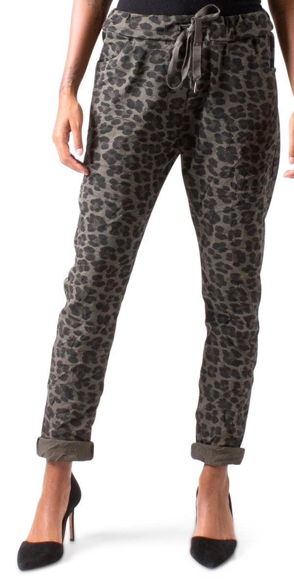 Franca Cheetah Print Pant - Gigi Moda - Made in Italy # animal print, cheetah print, Cropped pants, drawstring, Gigi Moda, lightweight, made in italy, pockets, stretch, Tie waist