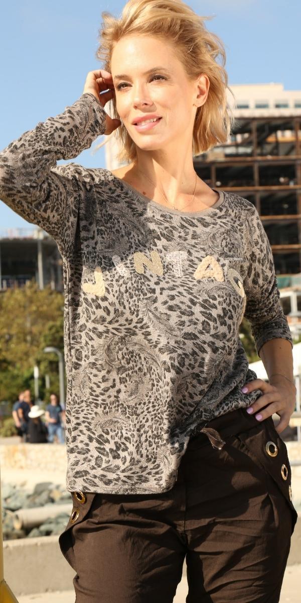 Mista Top - Gigi Moda - Made in Italy # Blouse, comforatable fit, Gigi Moda, gigi moda. made in italy, Italian Sweater, Leopard Print, Long Sleeve, long sleeves, made in italy, Scoop Neck, shop gigi moda, Tops, womans clothing