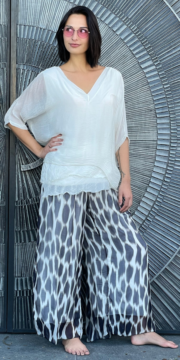 Jasmin Digital Dot Slit Pant