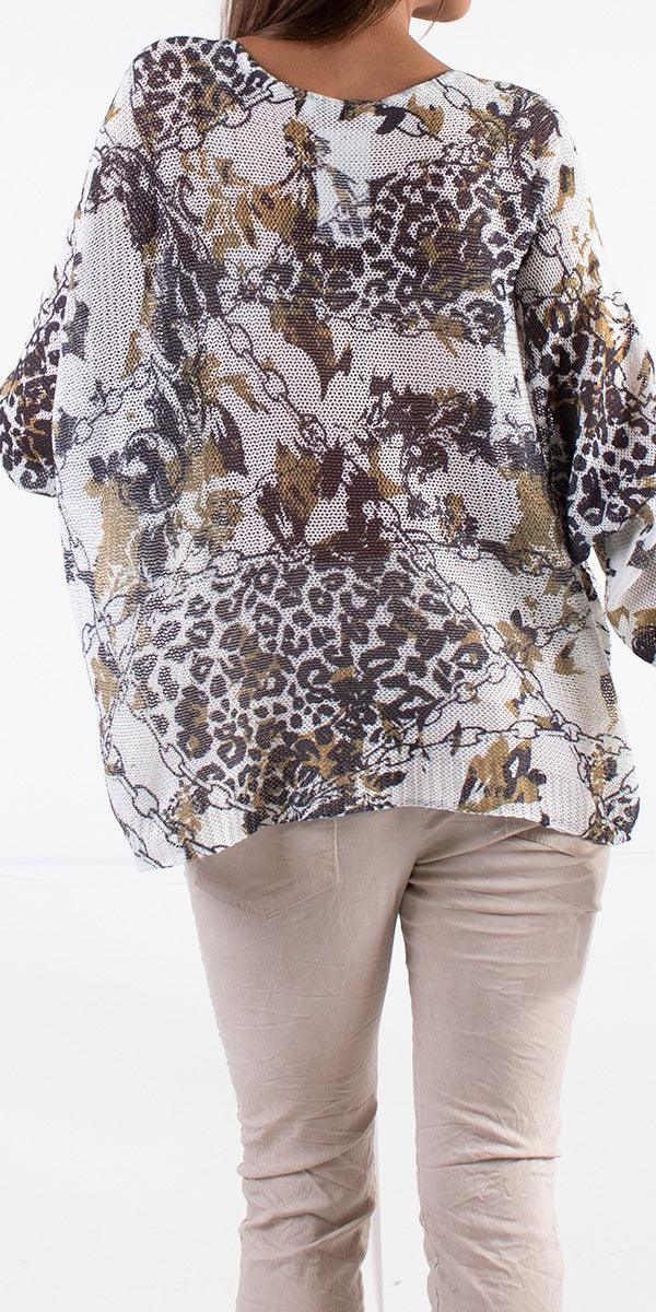 Emy Batwing Sweater With Girl & Husky Print - Gigi Moda - Made in Italy # Blouse, comfortable, comfortable fit, Cozy, fall, Gigi Moda, Italian Clothing, italian top, Long Sleeve, Made in Italy, one size, Sleeves, Sweater, Top, washable, womens clothing, Womens Tops